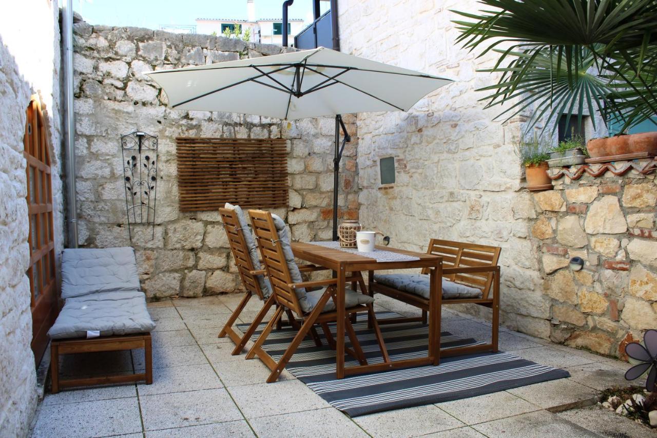 Joseph'S Yard Apartment Rovinj Exteriér fotografie